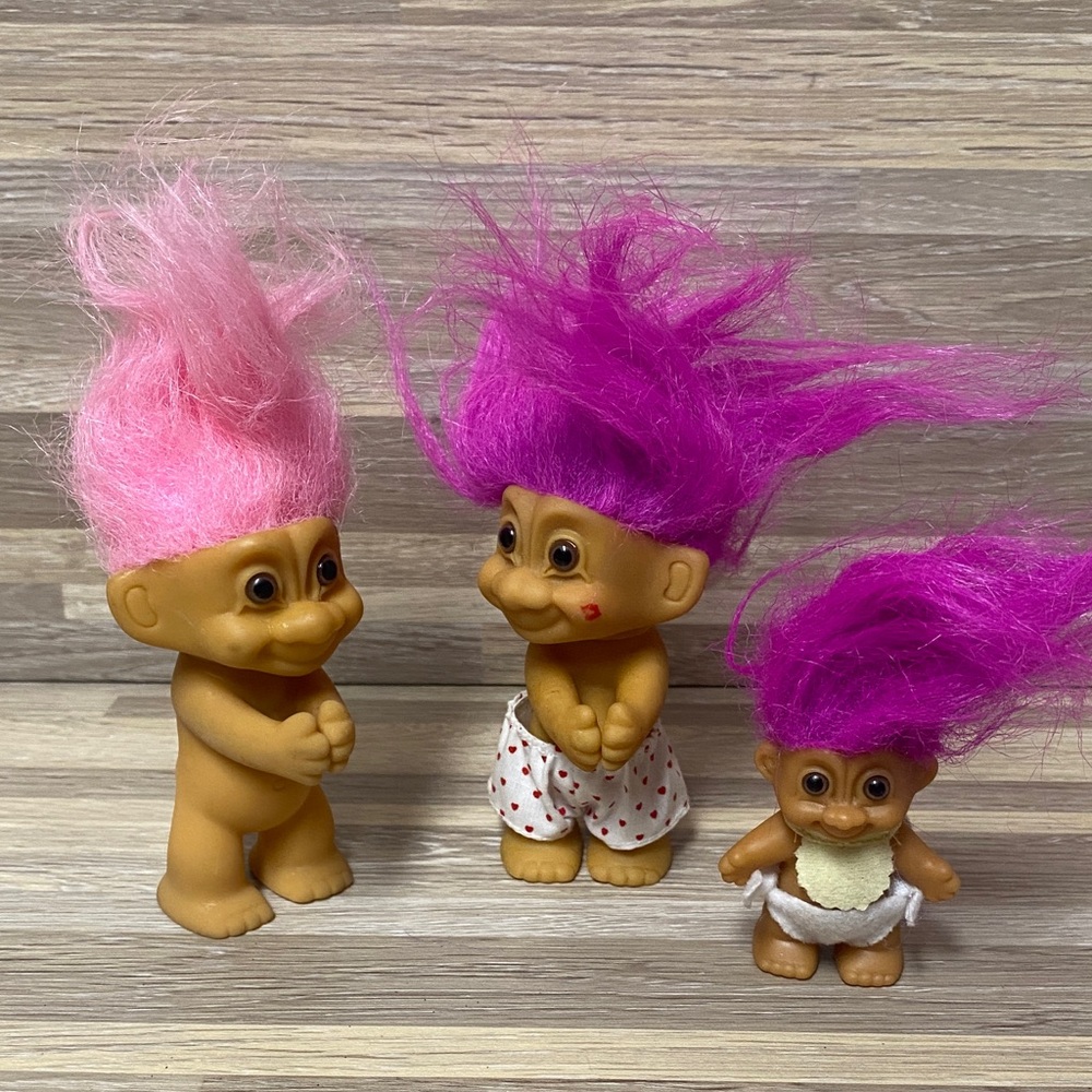 Vintage Russ Troll Dolls rare Set - Pink and Purple Hair family